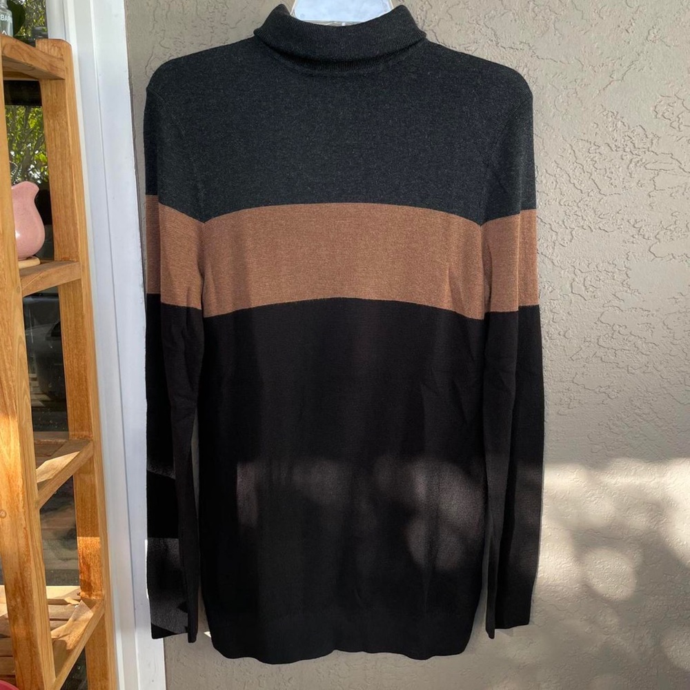 H&M TurtleNeck Sweater